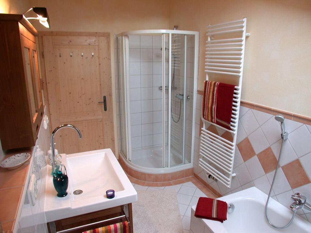Haus Rosenrot Apartment บิชอฟสวีเซิน ภายนอก รูปภาพ